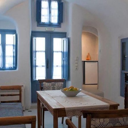Olyra Traditional Cave Houses Pyrgos Kallistis Luaran gambar